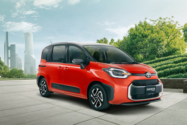 Toyota Sienta
