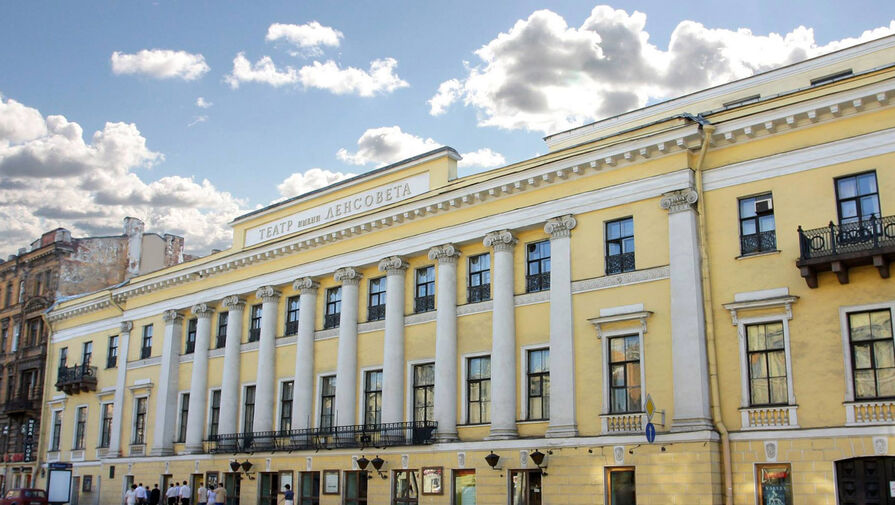 В Театре Ленсовета открылась выставка Художник. Островский. Сцена