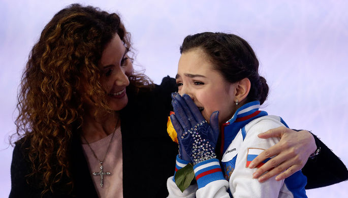 Чемпионка Европы – 2016 Евгения Медведева со своим тренером Этери Тутберидзе