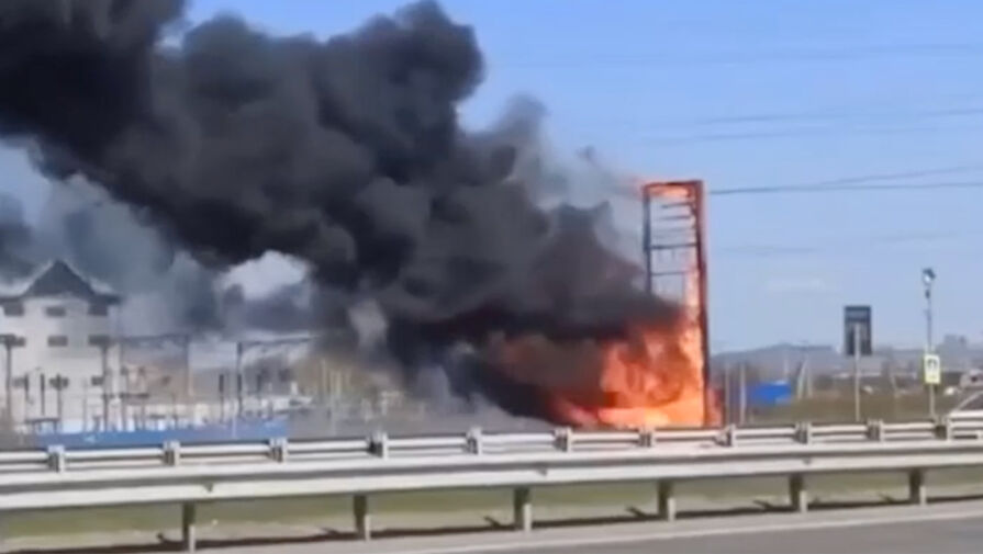 В Иркутске на АЗС сгорело табло с ценами на бензин