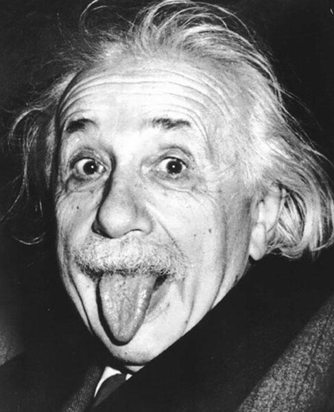 &laquo;Эйнштейн показывает язык&raquo;. 1951&nbsp;год
<br><br>Знаменитая фотография немецкого физика Альберта Эйнштейна, сделанная в&nbsp;день его 72-летия