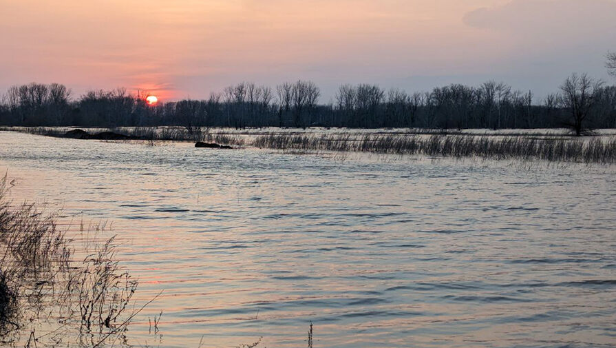 В Оренбуржье начинает снижаться уровень воды в реках