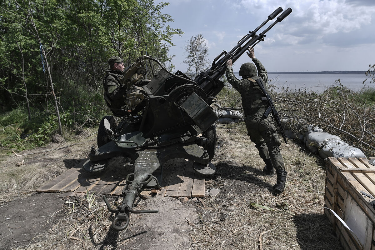 Серия атак по регионам РФ, удар по Чернигову. Военная операция на Украине,  день 542-й - Газета.Ru