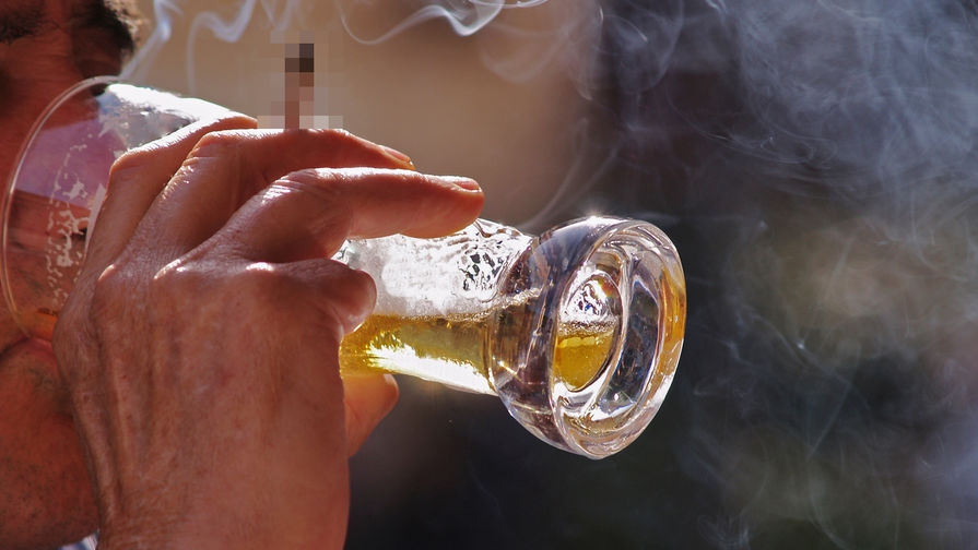 Врачи из России и США доказали, что средства от курения уменьшают тягу к алкоголю