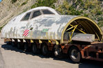 Автоколонна с фрагментами полноразмерного макета космического корабля «Буран» во время транспортировки на трассе в Краснодарском крае, 13 июля 2017 года