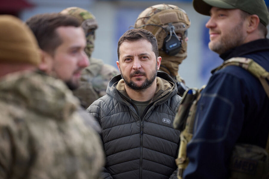 Зеленский допустил, что конфликт на Украине закончится в следующем году 