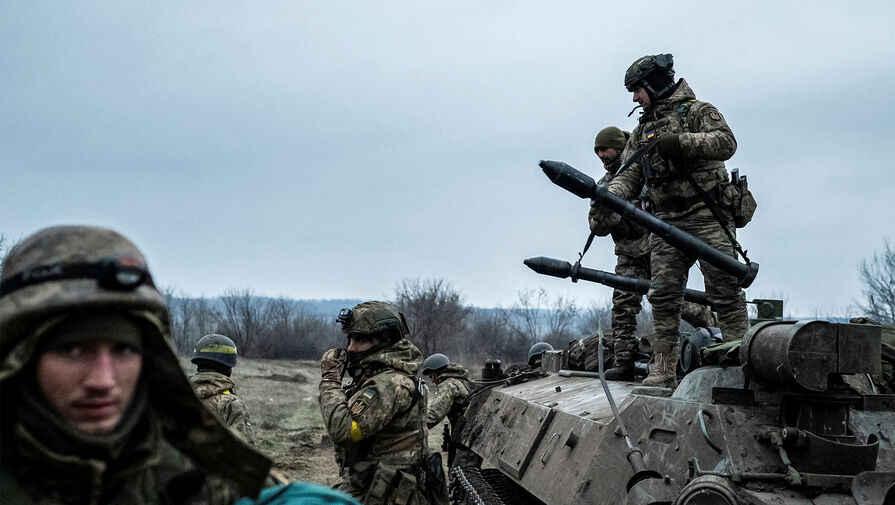 Офицер НМ ЛНР Марочко: Киев отправил отряды иностранных наемников под Артемовск и Соледар