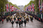 Парад в честь коронации короля Карла III и королевы Камиллы в центре Лондона, 6 мая 2023 года 