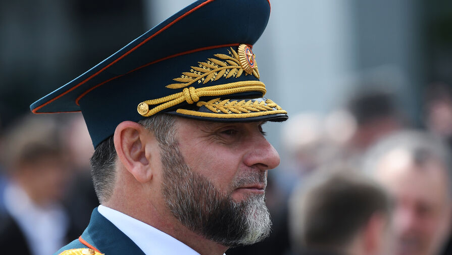 Стали известны новые подробности задержания главы МЧС Чечни Цакаева