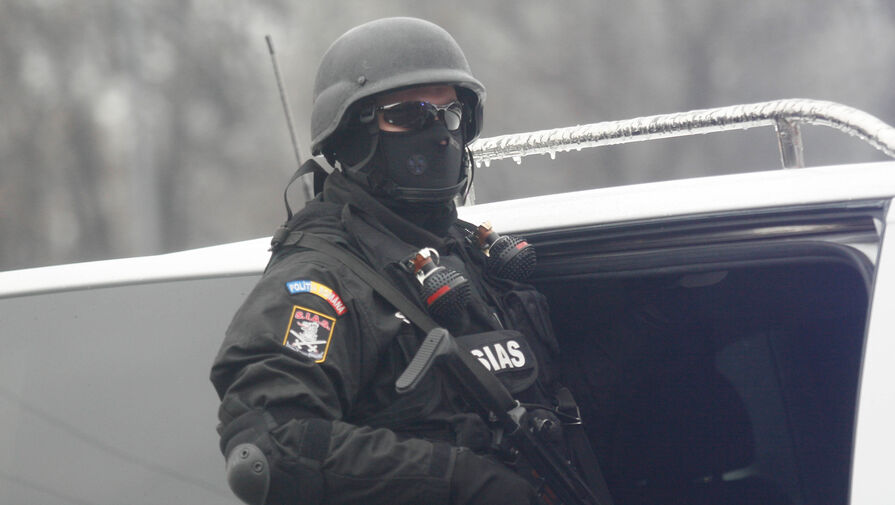 Неизвестный установил самодельную гранату в общественном месте в Румынии