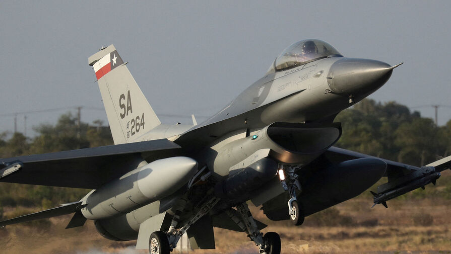 Эксперт объяснил, сможет ли передача Киеву самолетов F-16 повлиять на ход СВО