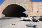 Последствия ракетного удара США по авиабазе в Сирии