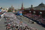 Участники шествия Региональной патриотической общественной организации «Бессмертный полк Москва»