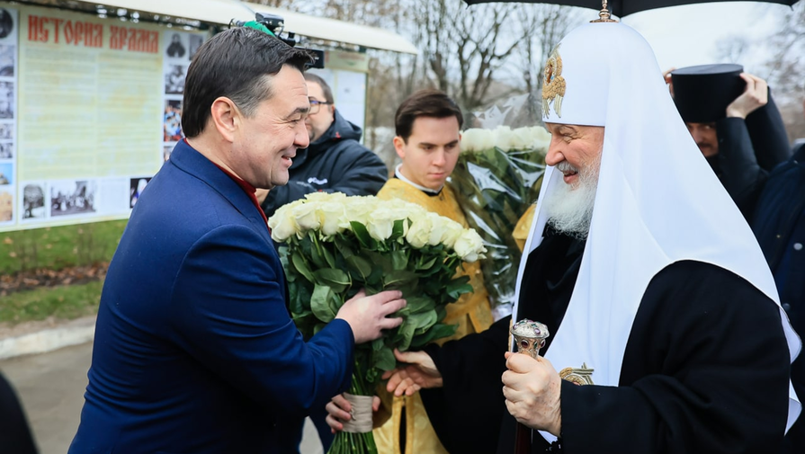 Воробьев поблагодарил патриарха Кирилла за освещение восстановленной колокольни в Подольске