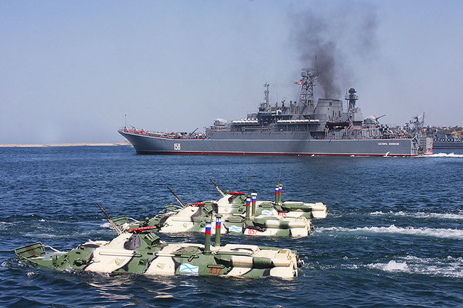 Российские корабли готовяться отработать действия десанта у побережья Сирии