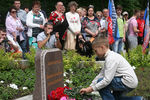 Жители Донецка в Международный день защиты детей на митинге «Мы вас помним» в память о детях Донбасса, которые погибли в результате обстрелов города