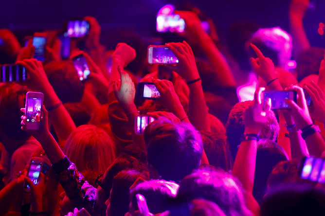 Зрители на церемонии вручения музыкальных премий MTV EMA-2015