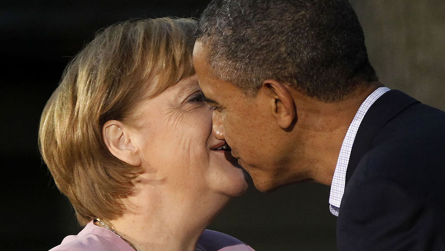 Отношения между&nbsp;США и Евросоюзом также стали меняться при&nbsp;Бараке Обаме. Вашингтон слегка отпустил руку с&nbsp;пульса европейских проблем. Это стало очередным доказательством того, что США постепенно теряют мировое лидерство. На&nbsp;фото &mdash; президент США Барак Обама и канцлер Германии Ангела Меркель на&nbsp;саммите G8 в&nbsp;Кемп-Дэвиде, 2012&nbsp;год