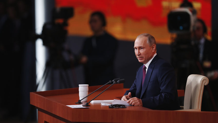 Президент России Владимир Путин во время ежегодной пресс-конференции в&nbsp;Москве, 14&nbsp;декабря 2017&nbsp;года