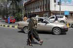 Боевики на одной из улиц Кабула, 16 августа 2021 года