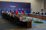 Переговоры делегаций России и Украины с участием прдеставителей Турции во дворце Чираган в Стамбуле, 23 июля 2025 года