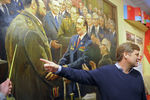 22 января 2012 года. Майкл Макфол во время посещения Музея современной истории России