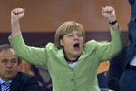 Ангела Меркель на трибуне Евро-2012 во время футбольного матча между сборными Германии и Греции, 2012 год