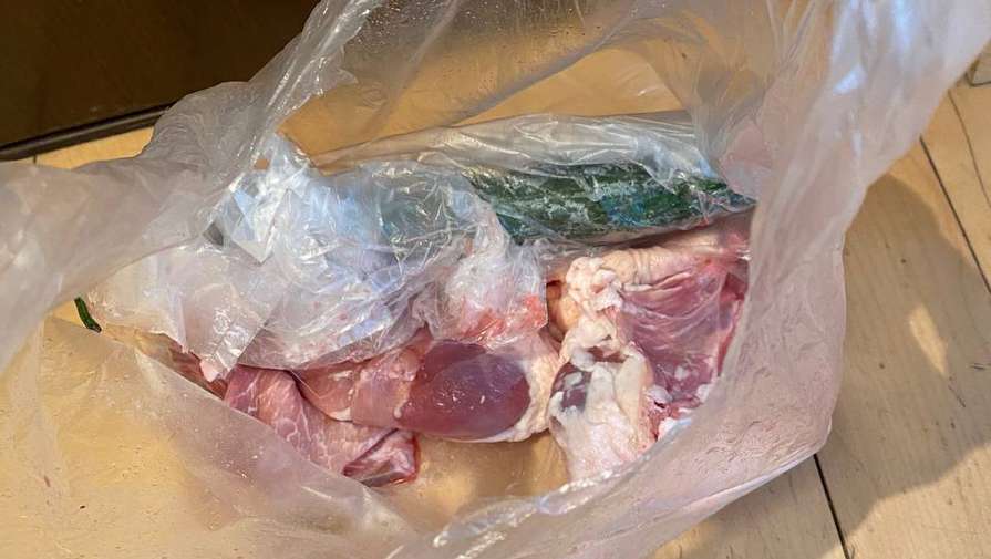 Россиянин показал, как выглядят продуктовые пайки для жителей Шанхая