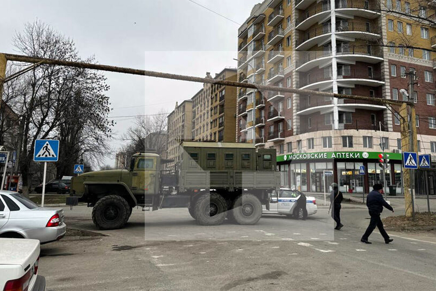 В Ингушетии ликвидировали пятерых боевиков, засевших в квартире дома -  Газета.Ru | Новости