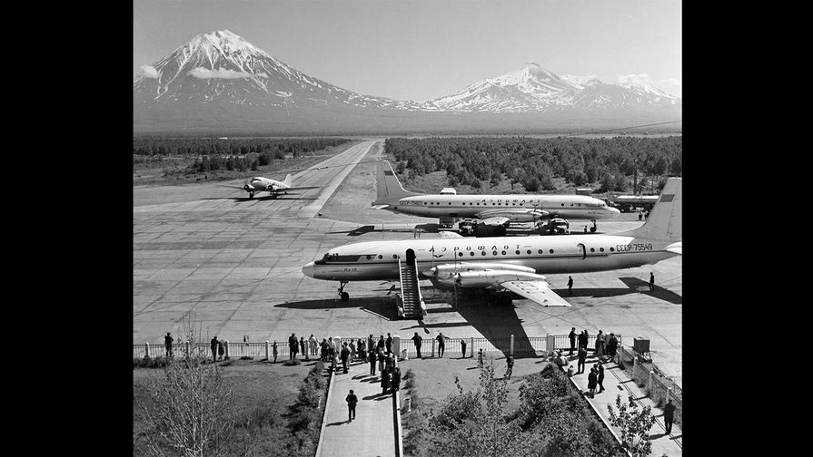 Самолеты Ил-18 в&nbsp;аэропорту Петропавловска-Камчатского, 1967&nbsp;год
