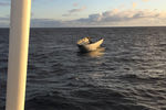 Вернувшийся на Землю обтекатель в океане после запуска ракеты-носителя Falcon 9 со спутником PAZ со стартовой площадки авиабазы Ванденберг в Калифорнии, 22 февраля 2018 года