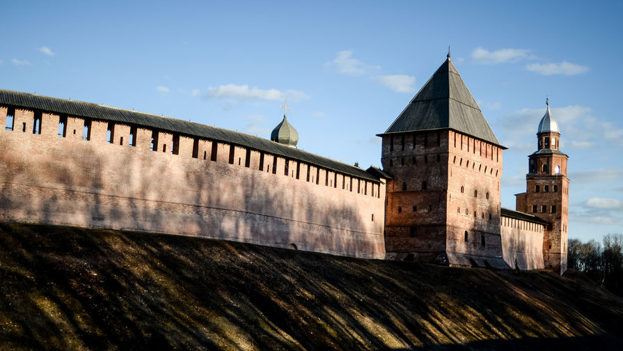 В центре Великого Новгорода возобновили археологические раскопки
