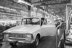 Автомобиль «Москвич-412» на главном конвейере Автомобильного завода имени Ленинского комсомола, 1973 год
