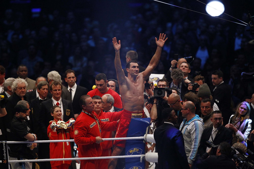 Зрители приветствовали нового-старого чемпиона