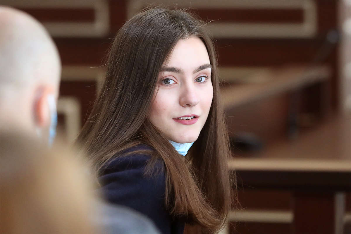 Софья Сапега во время оглашения приговора в Гродненском областном суде, 6 мая 2022 года