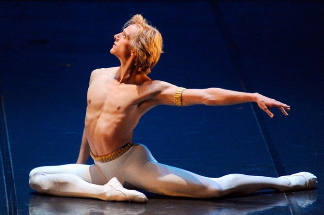 Дэвид Холберг в балете «Танец блаженных душ»