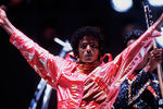 Майкл Джексон во время турне 1984 года Victory Tour — пока еще в составе The Jacksons