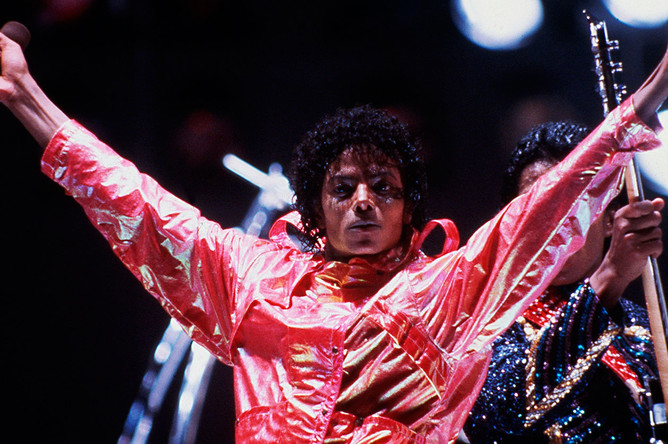 Майкл Джексон во время турне 1984 года Victory Tour — пока еще в составе The Jacksons