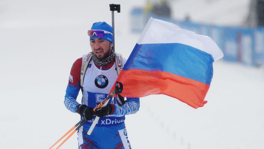 Российские биатлонисты взяли бронзу в эстафете на этапе Кубка мира в Кэнморе