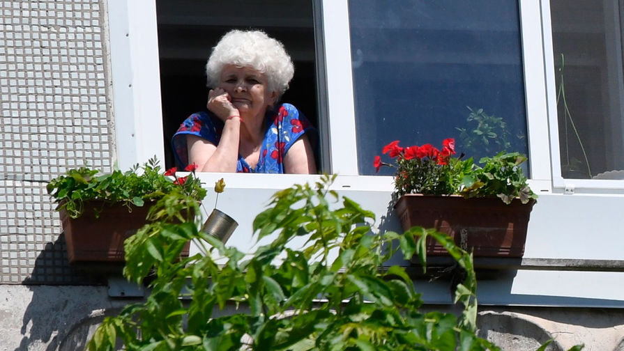 Пенсионерка упала при попытке вылезти из окна по простыням в Ставрополье