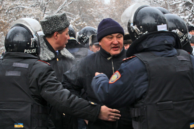 В Казахстане запретят СМИ, которые освящали расстрел демонстрантов в Жанаозене