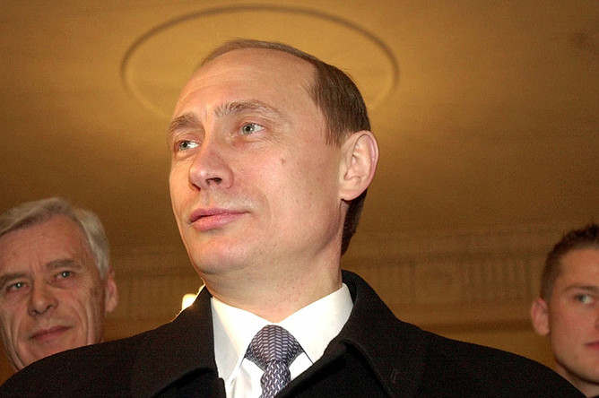 2000 год