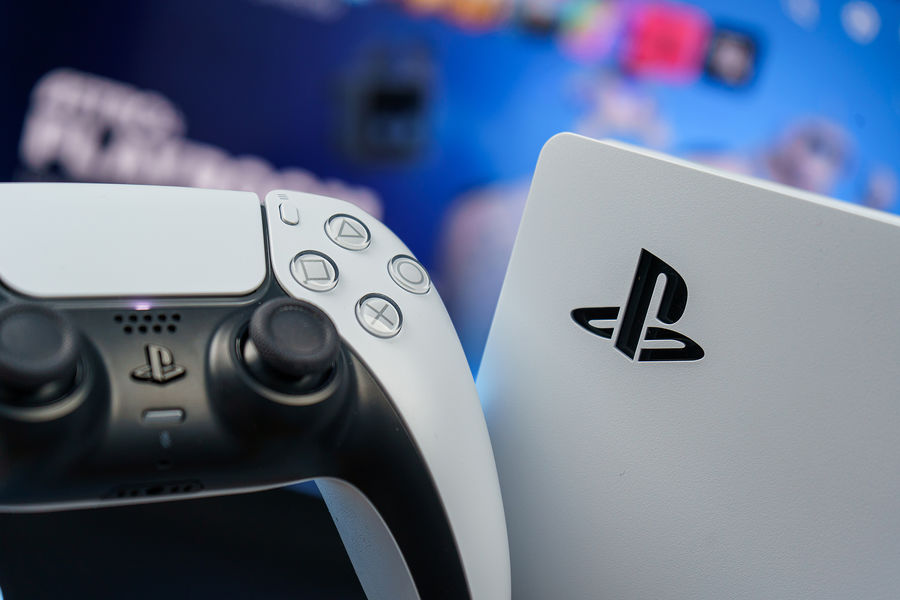 Sony приостанавливает все поставки ПО и продажи PlayStation в России -  Газета.Ru | Новости