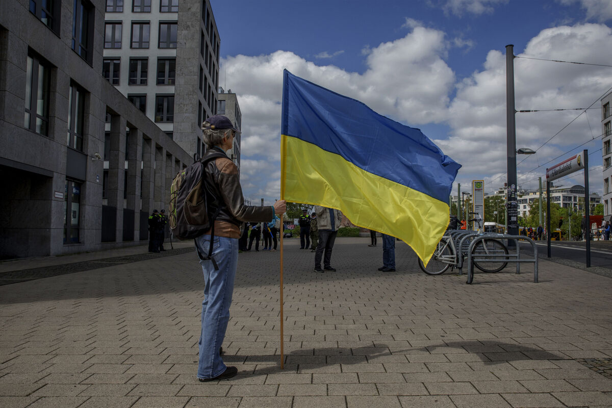 В Германии призвали вернуть беженцев призывного возраста на Украину -  Газета.Ru | Новости