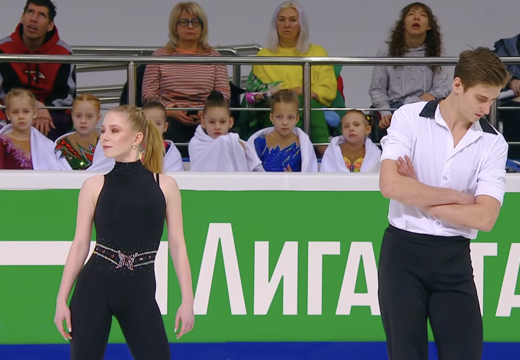 Мишина и Галлямов &mdash; на&nbsp;вершине, Кондратюк &mdash; вне топ-10, в&nbsp;танцах &mdash; скандал: как стартовал ЧР