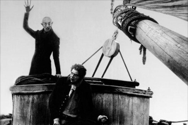 Кадр из фильма «Носферату, симфония ужаса» (1922)