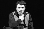 Александр Ширвиндт в сцене из спектакля театра Сатир «Чудак», 1980 год