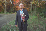 <b>“Сломанные цветы” (2005)</b>
<br><br>
Герой Мюррея — немолодой ловелас Дон Джонстон — получает анонимное письмо, в котором говорится, что у него есть взрослый сын. Чтобы выяснить правду, он отправляется в путешествие по своим бывшим женщинам, роли которых сыграли Шэрон Стоун, Джессика Лэнг, Фрэнсис Конрой и Тильда Суинтон.
