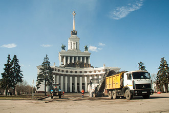 Центральная аллея ВДНХ