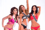 Мисс Индия, мисс Колумбия и мисс Филиппины на фотосессии в купальниках в Planet Hollywood Resort & Casino в Лас-Вегасе